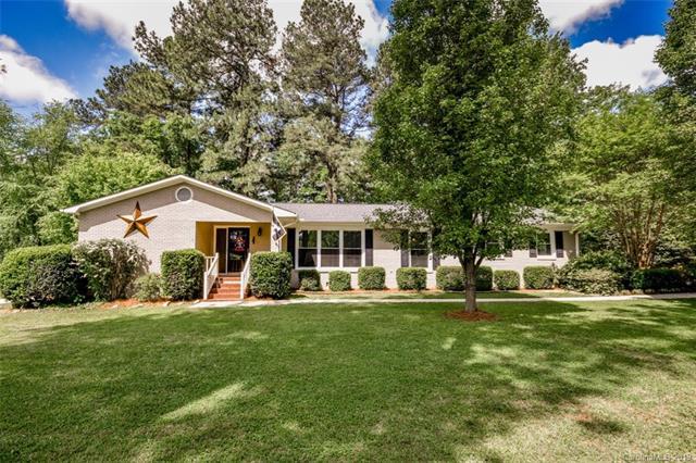 717 Waverly Place - Photo 1