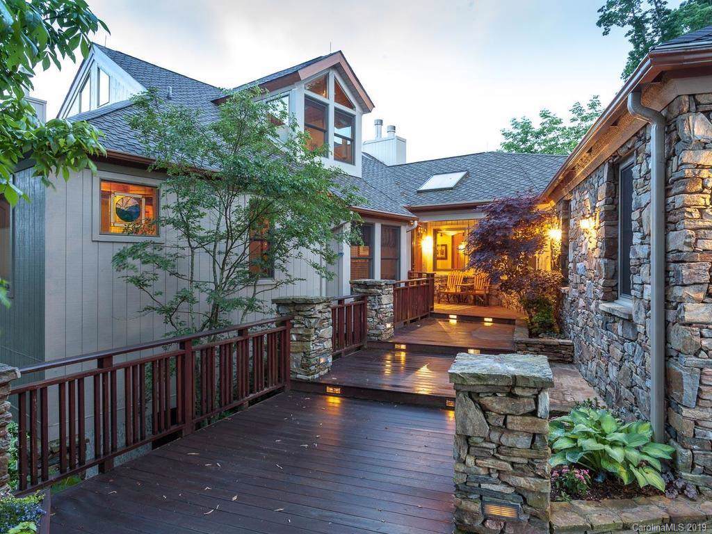 375 Rhododendron Lane - Photo 1