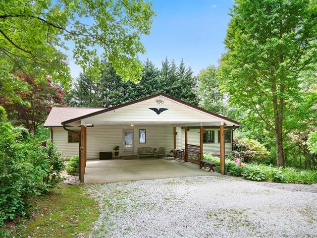 24 Lacey Lane - Photo 1