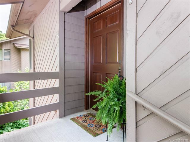 305 Piney Mountain Drive - Photo 1