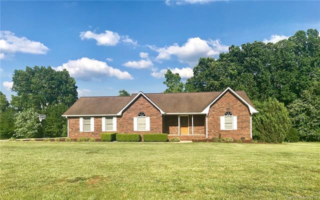 129 Seven Springs Loop - Photo 1