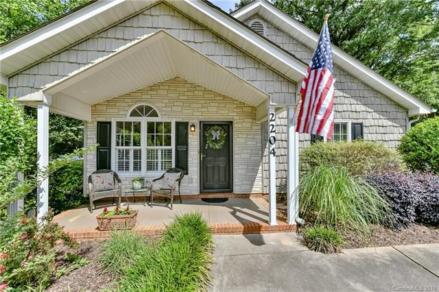 2204 Olde Chantilly Court - Photo 1