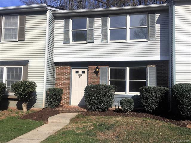 1552 Waybridge Lane - Photo 1