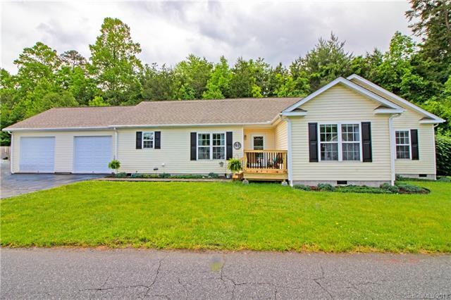 28 Founders Way - Photo 1