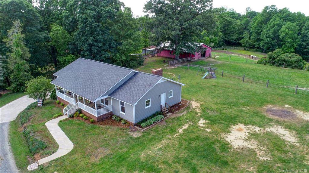 637 Old Hardin Road - Photo 1 637 Old Hardin Road - Photo 1