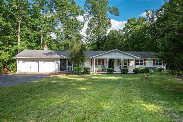 3376 Oak Ridge Circle - Photo 1