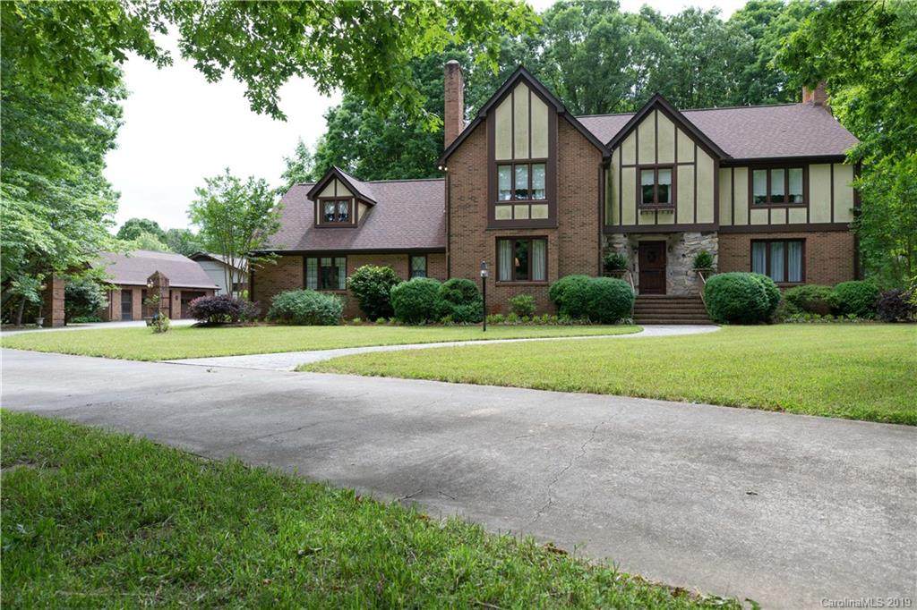 1311 Ole Cambridge Circle - Photo 1
