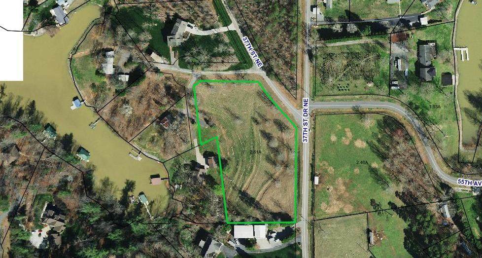 0 37th Street Drive - Photo 1