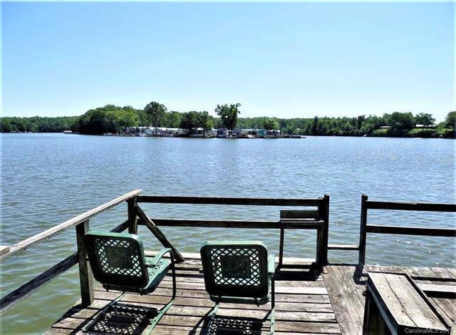 427 Cliffview Drive - Photo 1