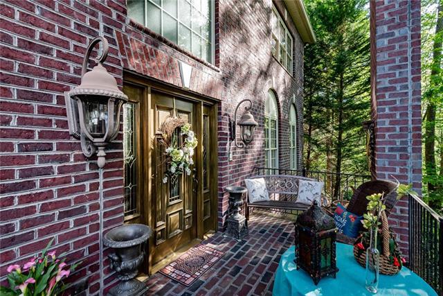 2983 Rockwood Drive - Photo 1