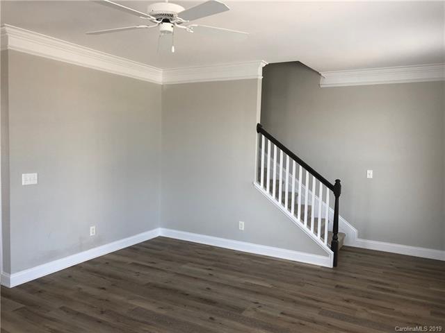 105 Singleton Road - Photo 1