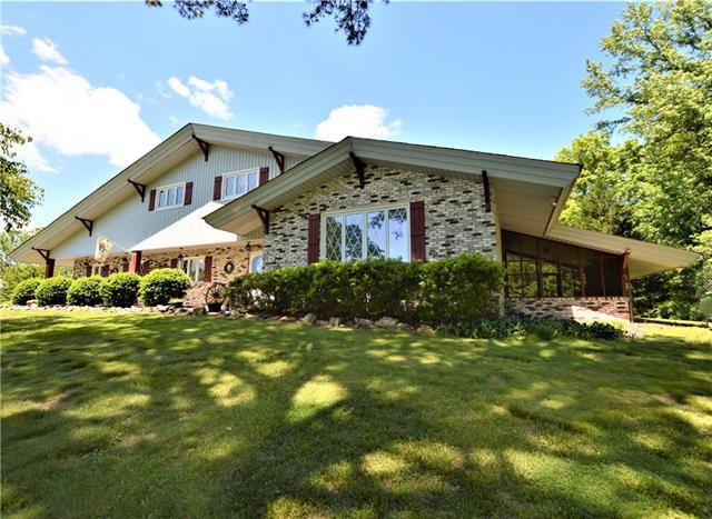 2466 Sweetbriar Circle - Photo 1