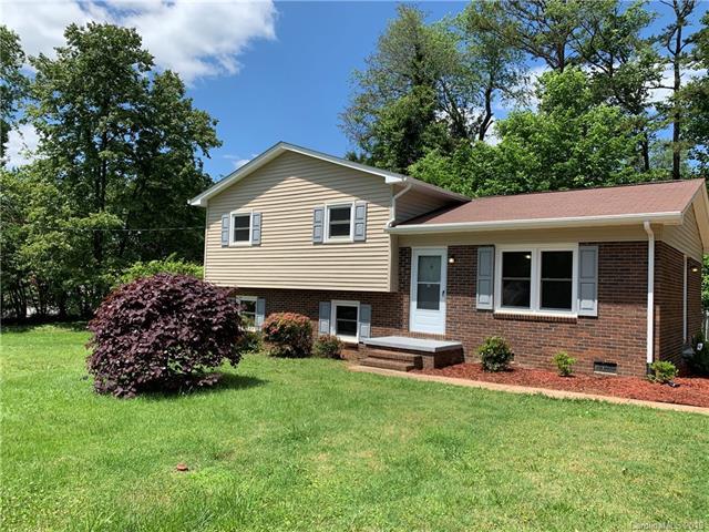 1524 Robin Road - Photo 1