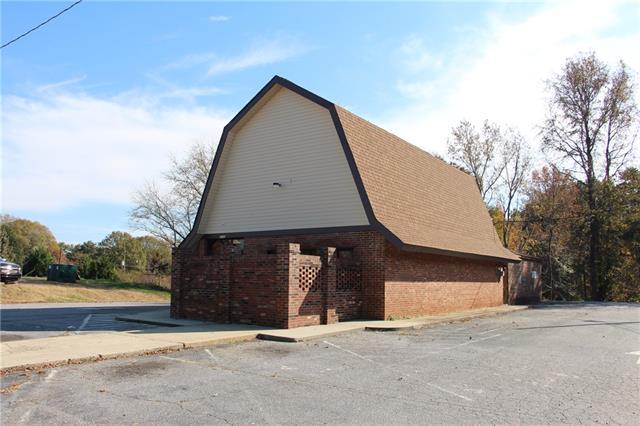 2040 12th Avenue - Photo 1