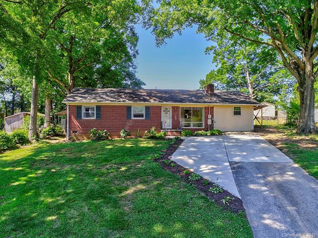 945 Tanglewood Drive - Photo 1