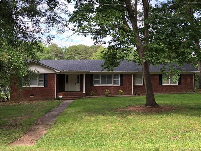 128 Woodlynn Drive - Photo 1