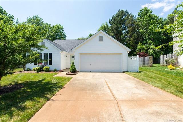 10035 Highlands Crossing Drive - Photo 1