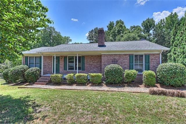 557 Forest Way Drive - Photo 1