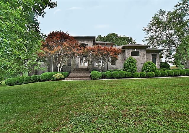 1559 Riverside Road - Photo 1