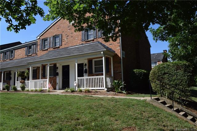 1318 Green Oaks Lane - Photo 1