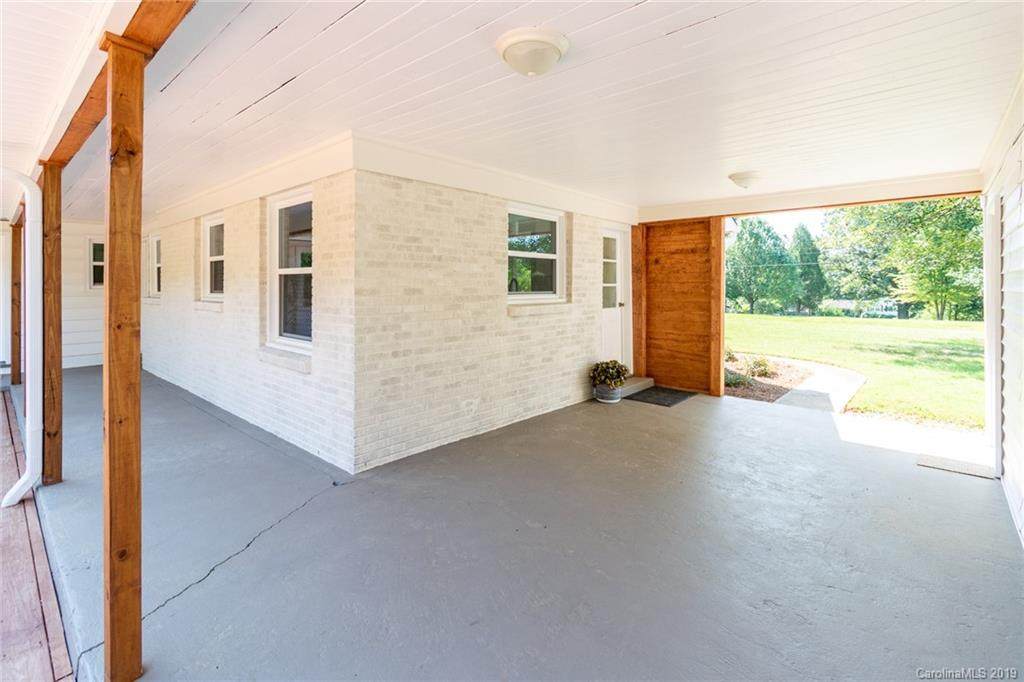 3598 Hickory Highway - Photo 1