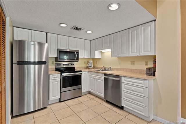 156 Westlake Drive - Photo 1