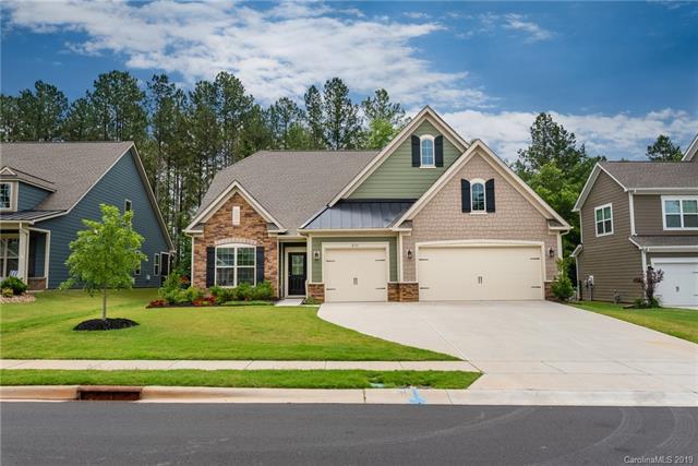 233 Sweet Briar Drive - Photo 1
