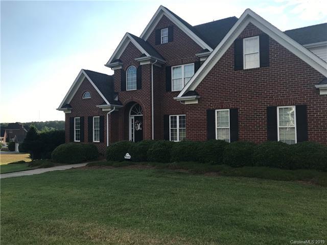 801 Amanda Way - Photo 1