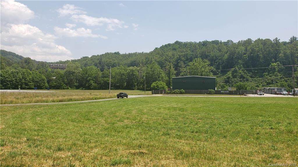 701 Skyland Drive - Photo 1