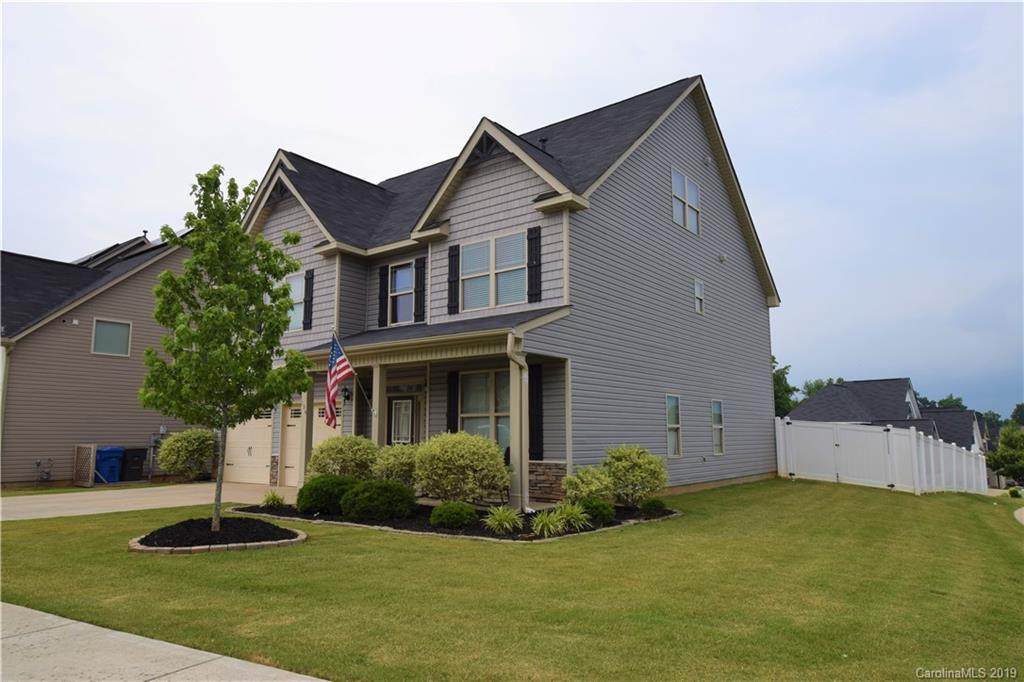 134 Cole Drive - Photo 1