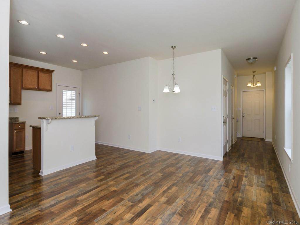 2 Willow Shade Drive - Photo 1