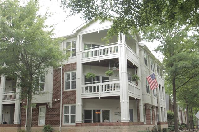 713 Northeast Drive - Photo 1