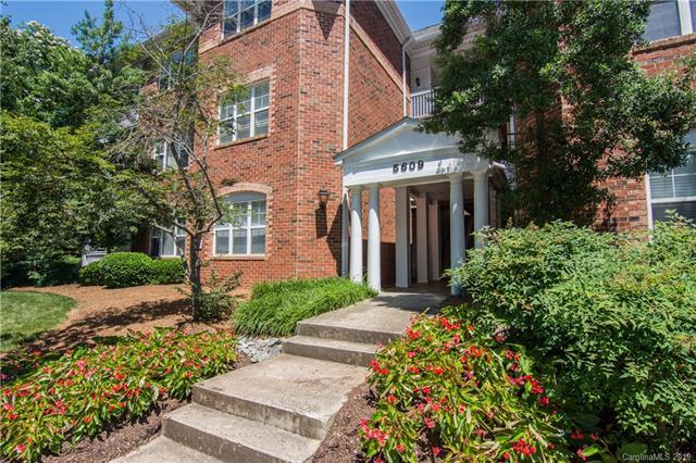 5609 Fairview Road - Photo 1
