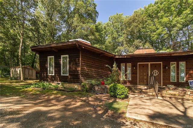 155 Goodman Circle - Photo 1