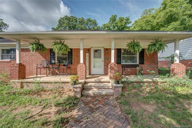 308 Planetree Drive - Photo 1
