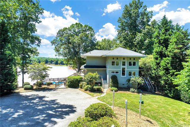 217 Quiet Waters Road - Photo 1