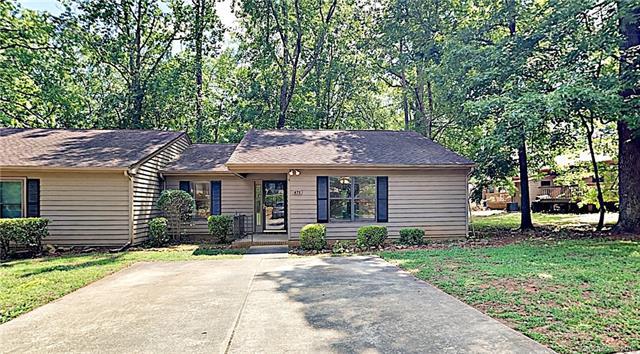 471 Sweetgum Drive - Photo 1