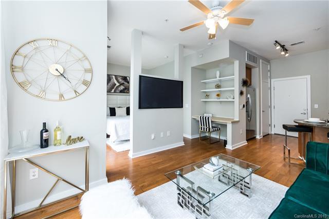 525 6th Street - Photo 1