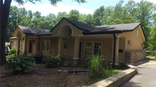 809 3rd Avenue - Photo 1