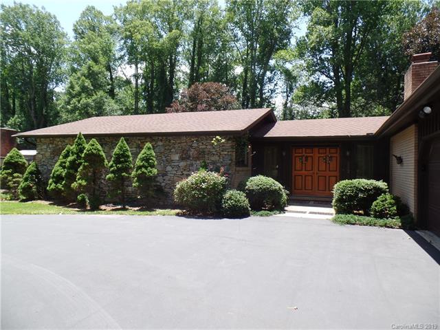 112 Brentwood Drive - Photo 1