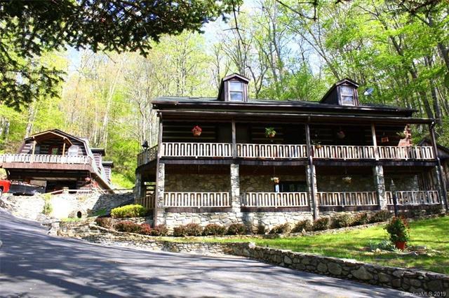 447 Fox Den Road - Photo 1
