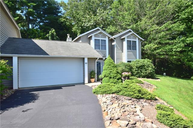 22 Cedarcliff Circle - Photo 1