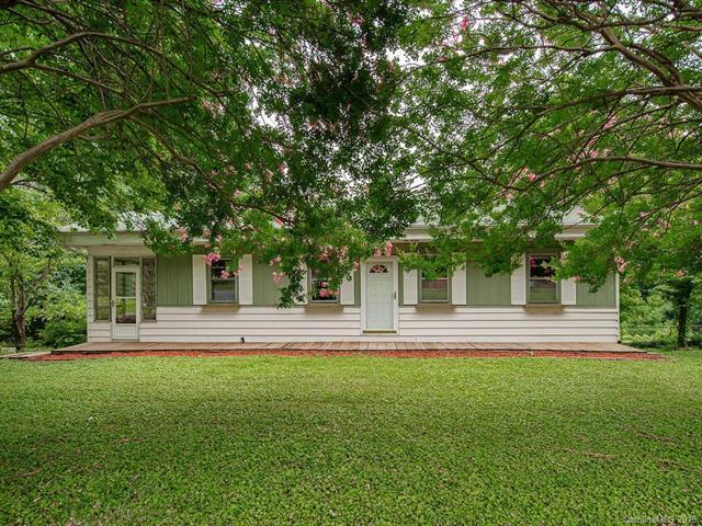508 Francis Street - Photo 1