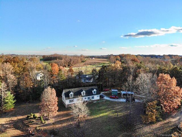 183 Karens Trail - Photo 1