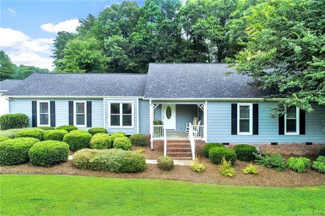 1552 Elderwood Road - Photo 1