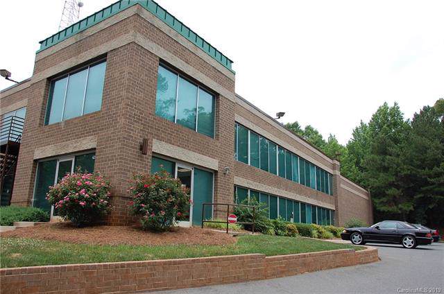 425 Arrowhead Drive - Photo 1