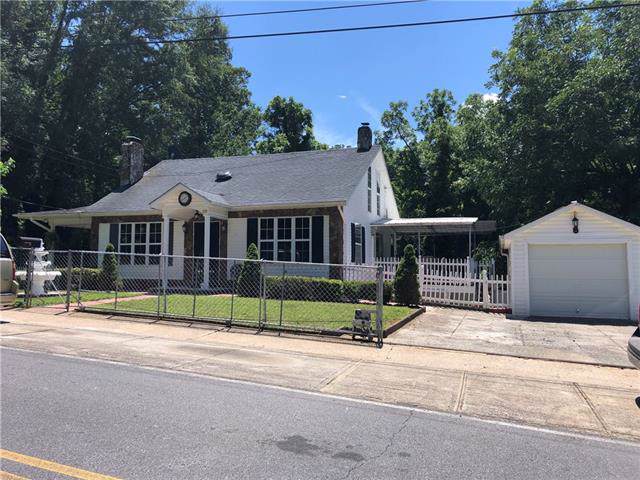 819 Old North Road - Photo 1