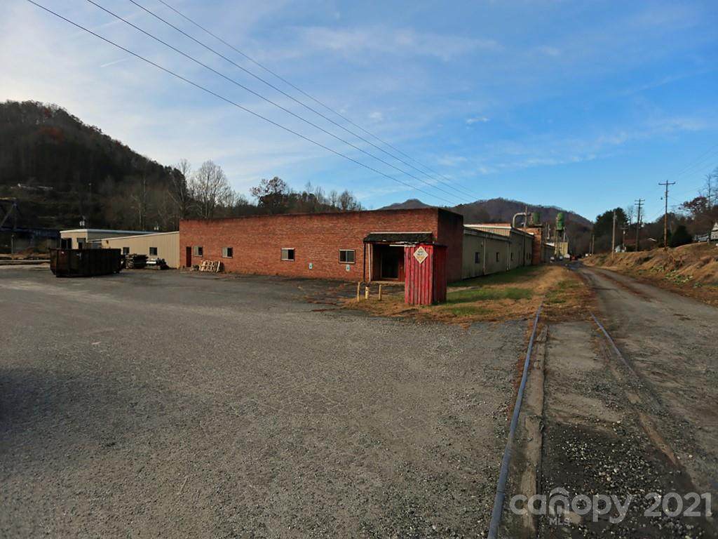 1011 Bryson Walk - Photo 1