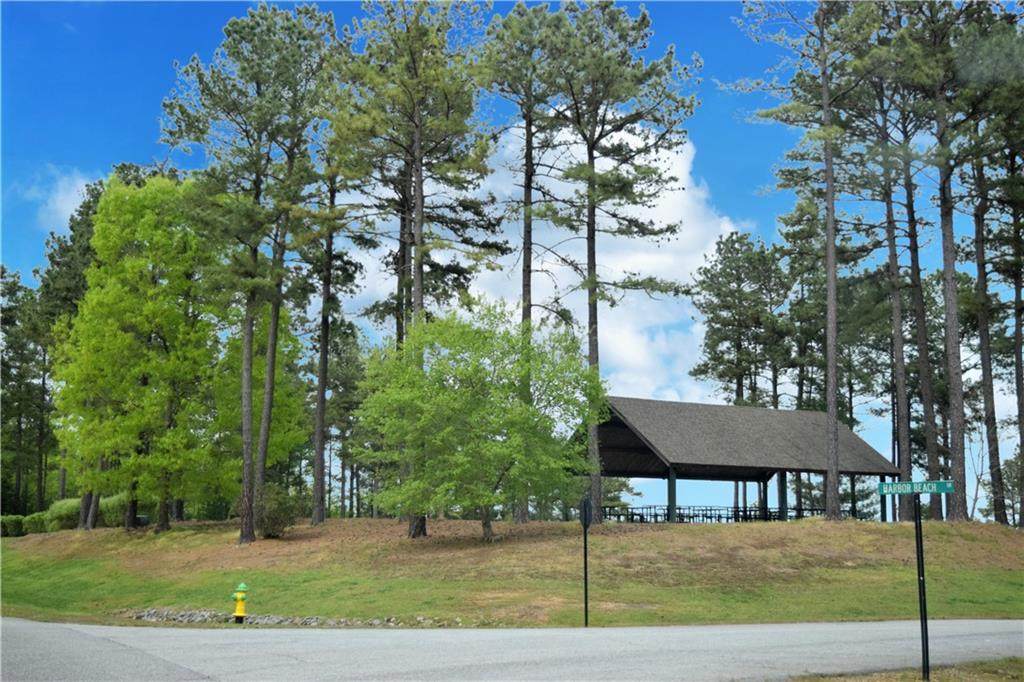 211 Ridge Top Drive - Photo 1