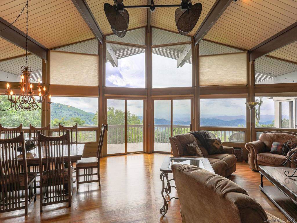218 Slickrock Road - Photo 1